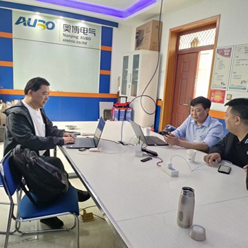 AUBO熱烈歡迎來(lái)自蒙古的貴賓